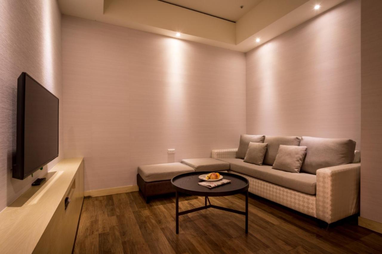 Jai Chateau Hotels & Hostels Đài Nam Ngoại thất bức ảnh