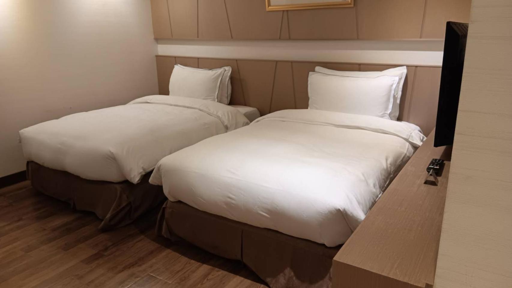 Jai Chateau Hotels & Hostels Đài Nam Ngoại thất bức ảnh