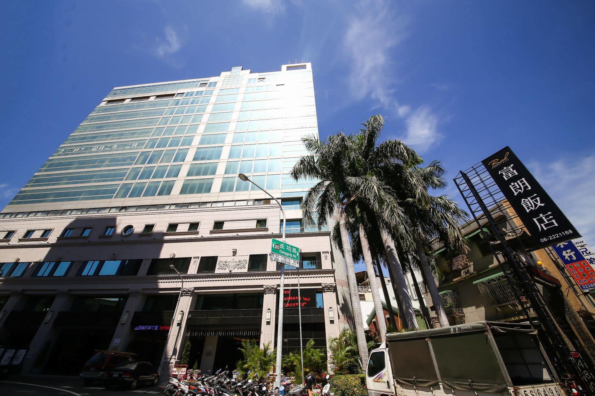 Jai Chateau Hotels & Hostels Đài Nam Ngoại thất bức ảnh